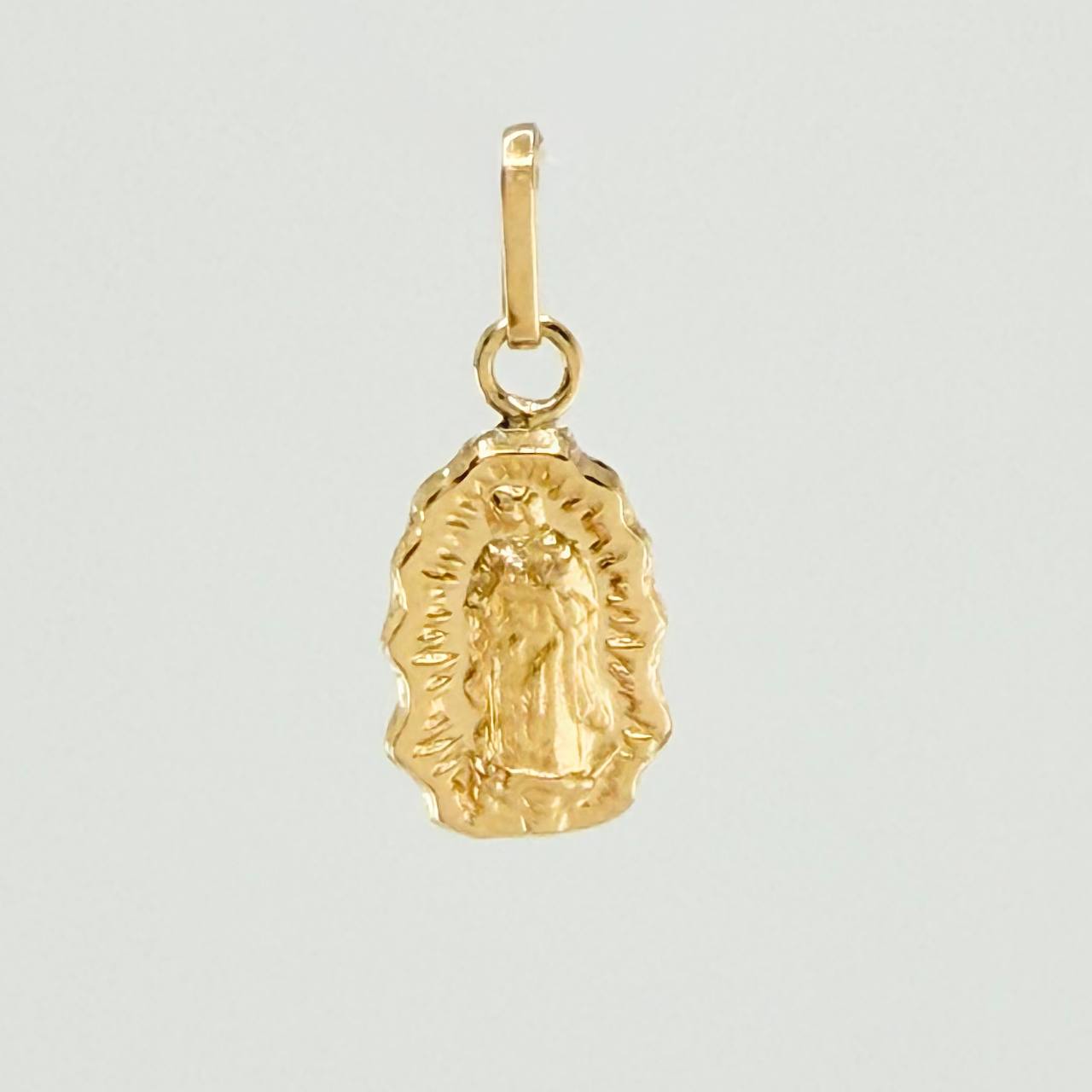 Dije Silueta Virgen Guadalupe 0.3g / 3/4 in Oro Amarillo 18K