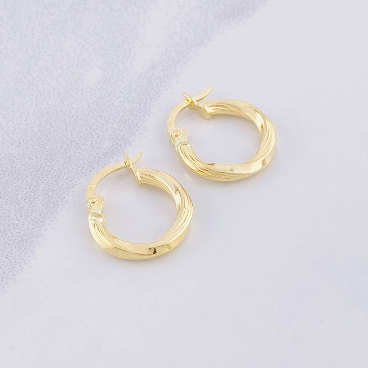 Candongas Mary 1.2g / 3/4 in Oro Amarillo 18K