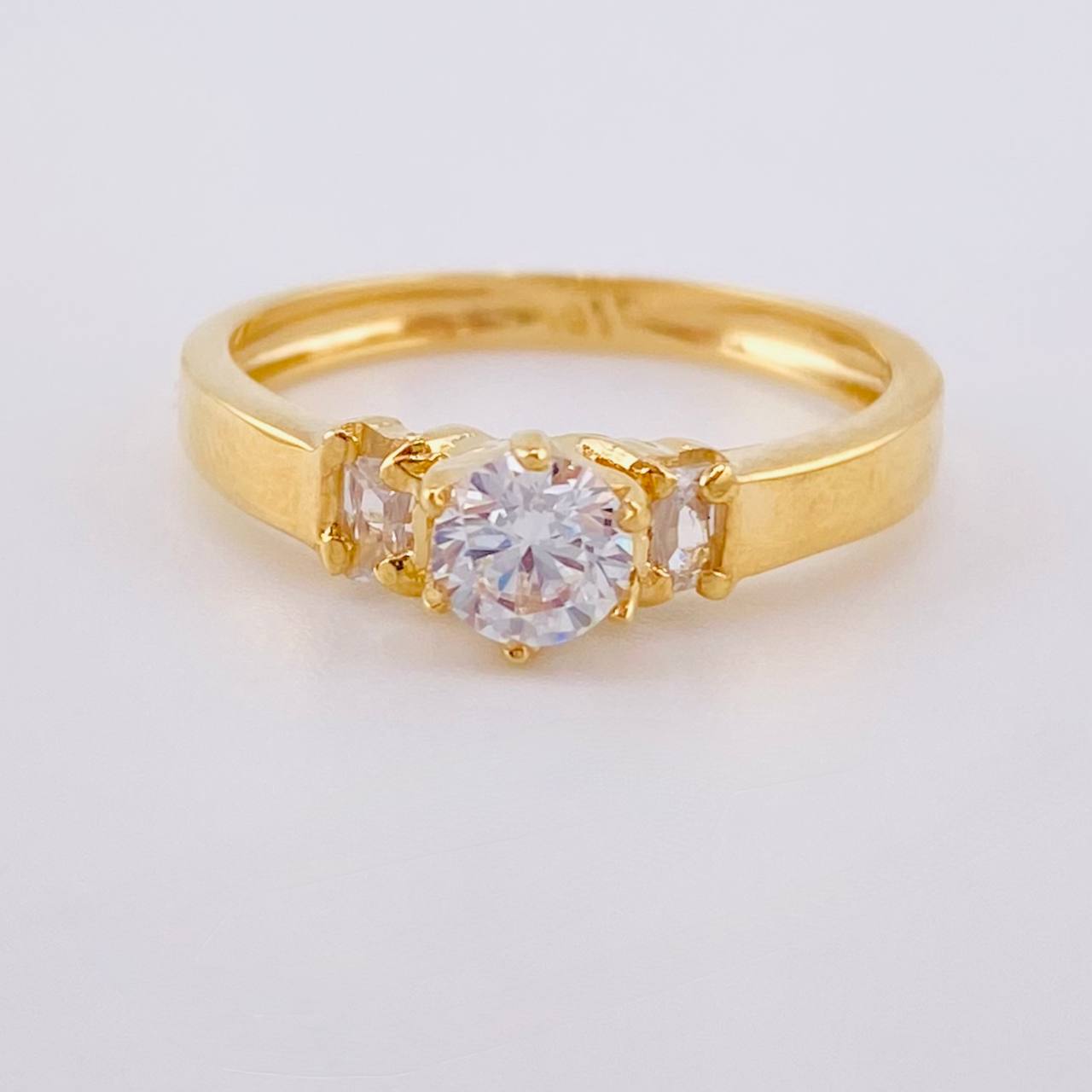 Bicuadratic Solitaire Ring 2.55 g / T6 Yellow Gold 18K