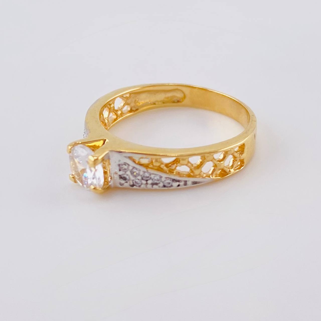 Solitaire Ring with Diagonal Band Brilliant 2.75 g / T4 3/4 Two-Tone Yellow White Gold 18K