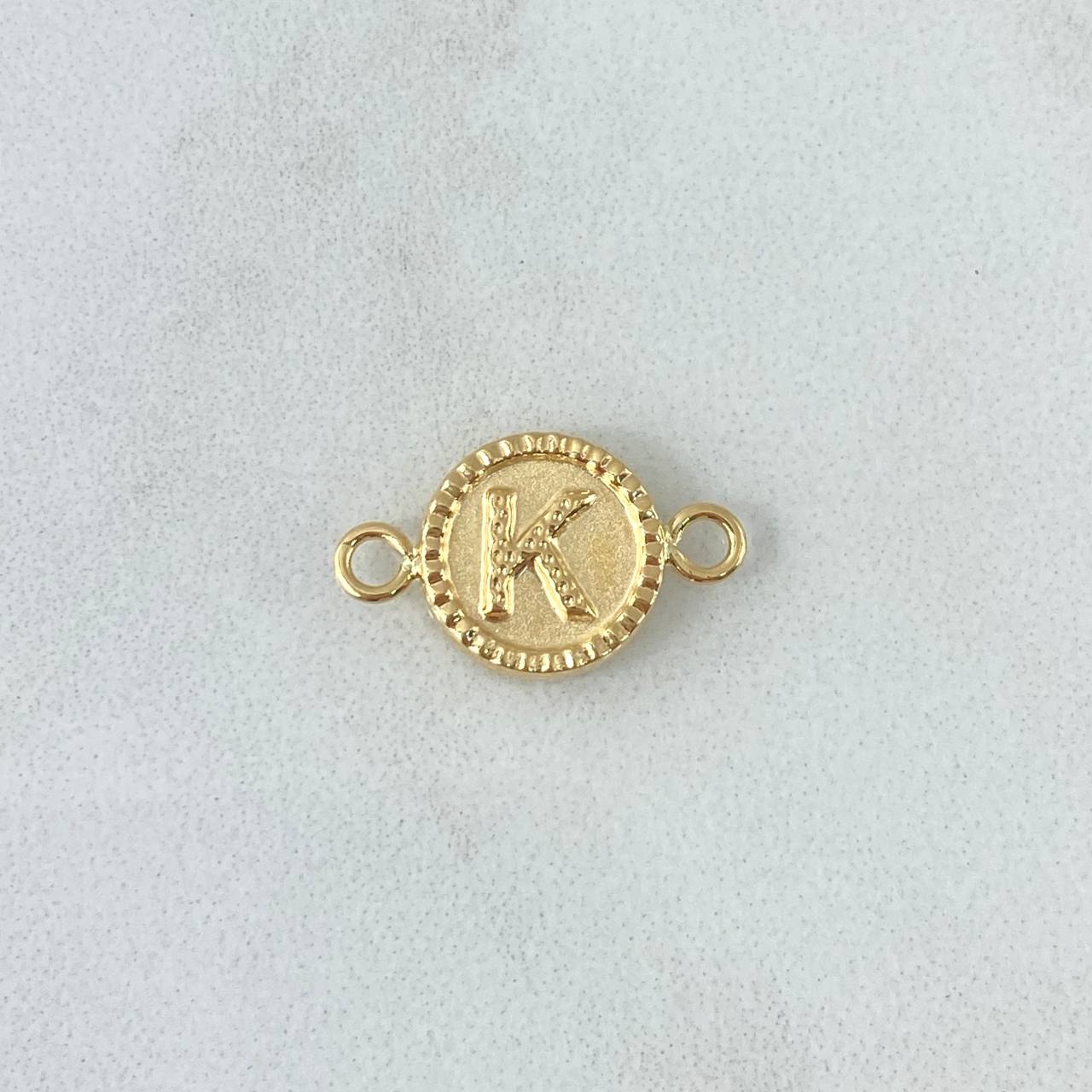 Herraje Letra K Mate 0.65gr / 1.7cm-Circulo Bordeado  Oro Amarillo 18K