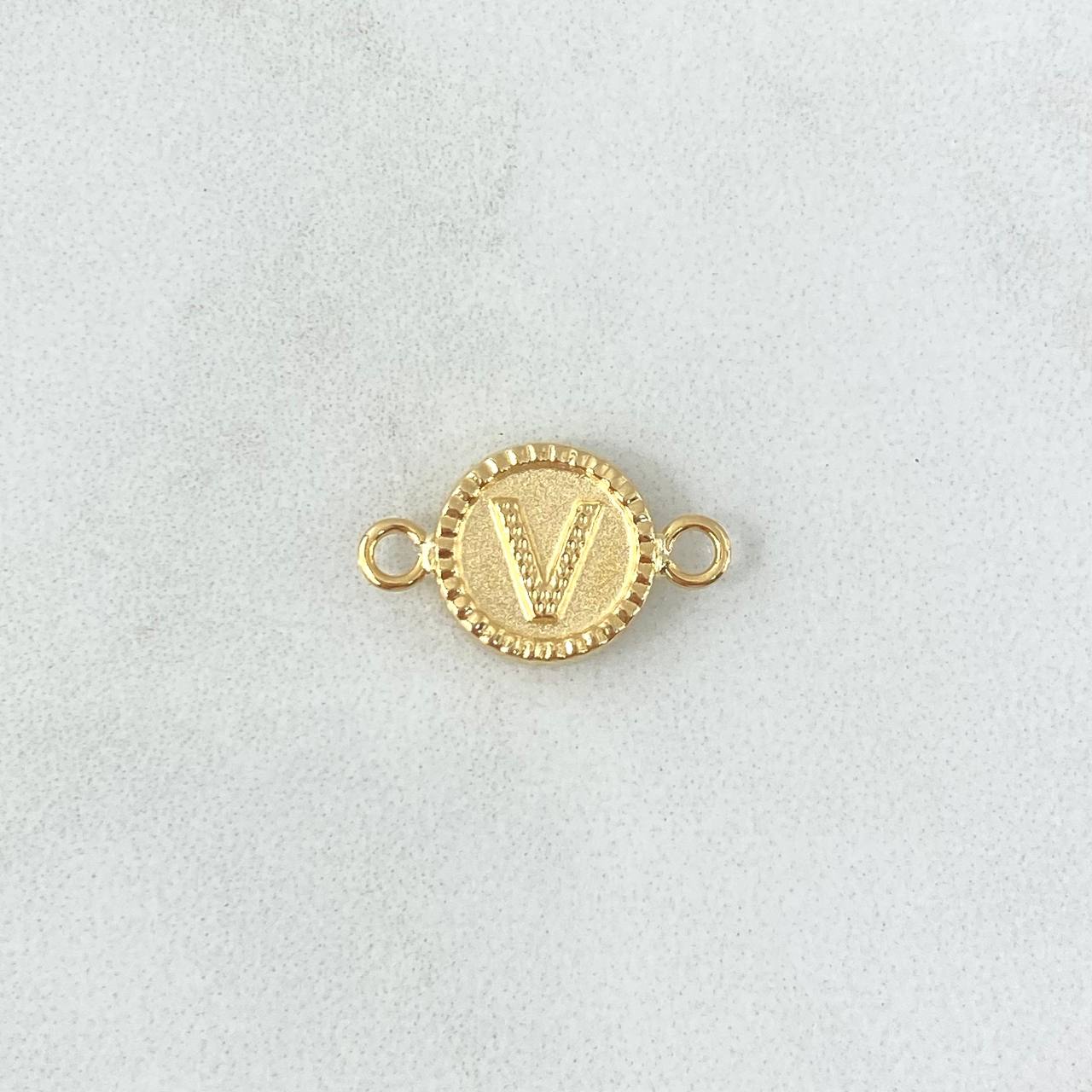Herraje  Letra V Mate  0.6gr / 1.6cm-Circular Bordeado  Oro Amarillo 18K *