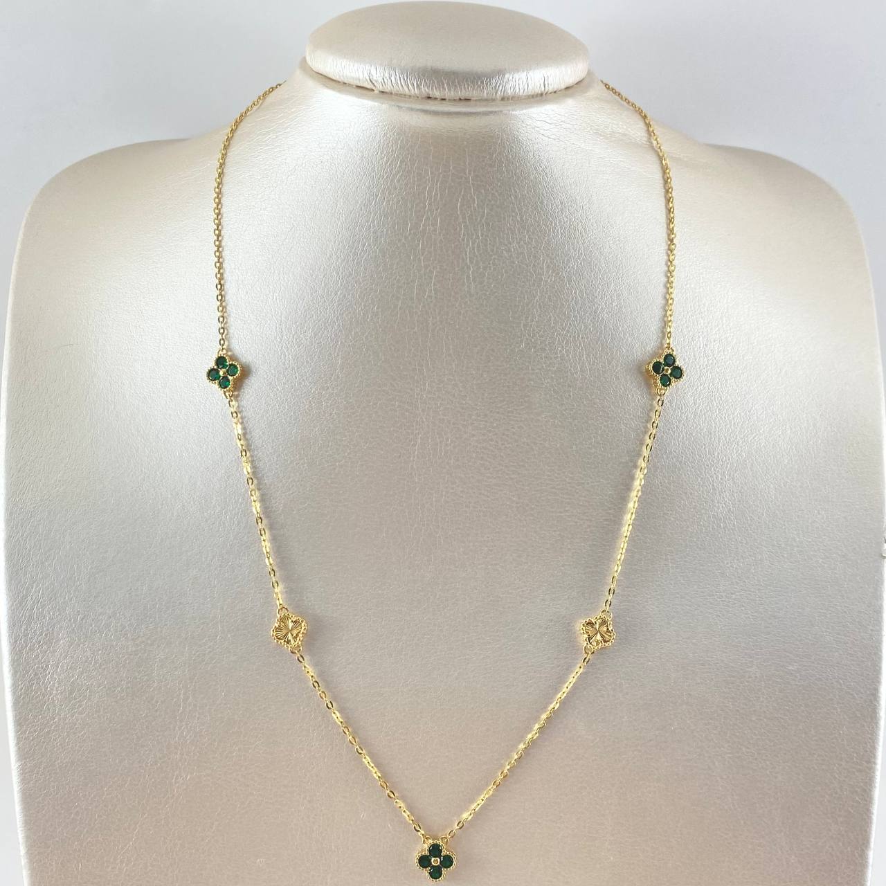 Cadena Aro Seguido Flor Trebol VCyA 6.05gr / 50cm / 1.5mm Diamantado Circones Verdes Oro Amarillo  18K *