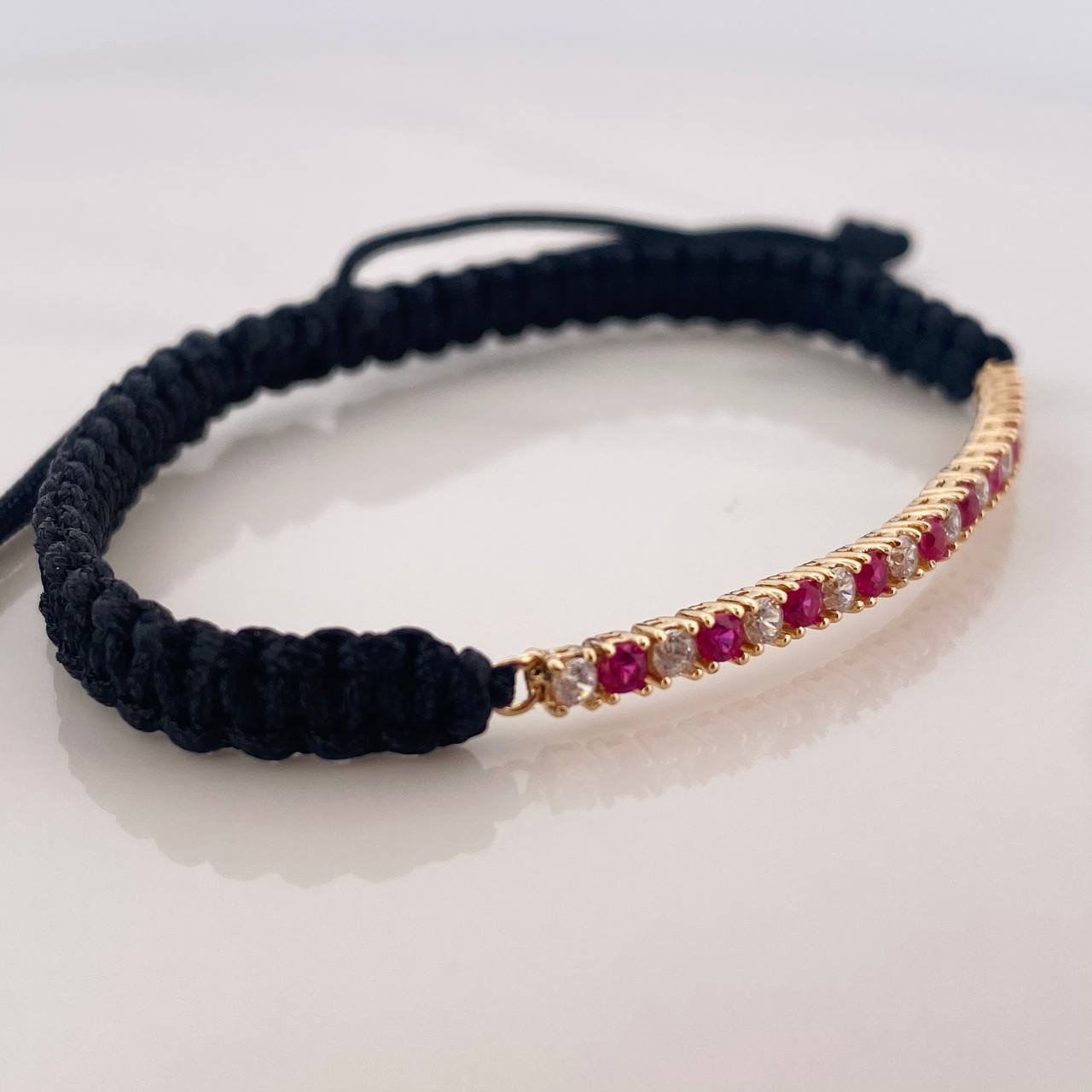 Pulsera Tejida Negra Tennis Oro Amarillo 18K
