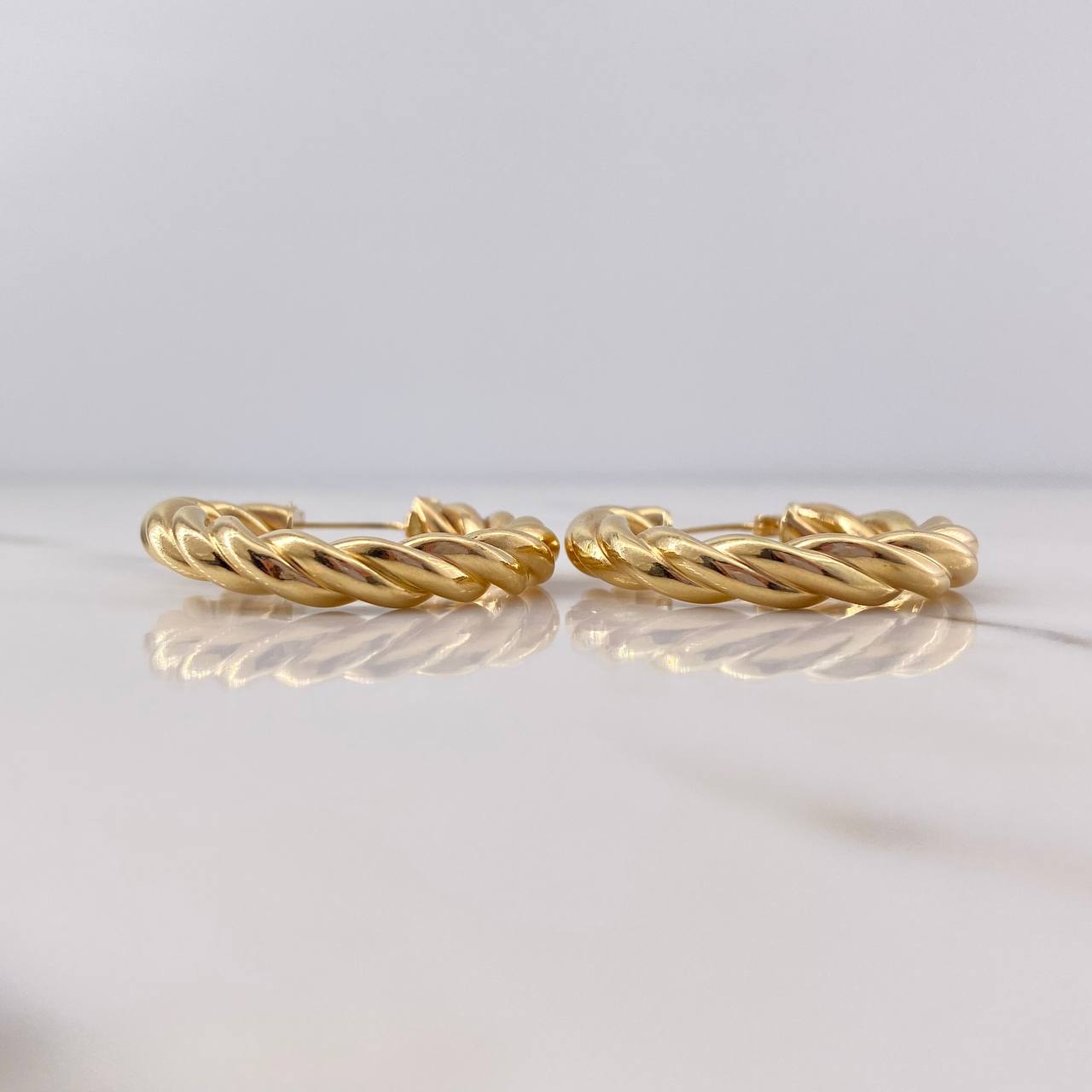 Hoop Earrings Luxe 5.2gr / 3cm / Twisted 18K Yellow Gold $