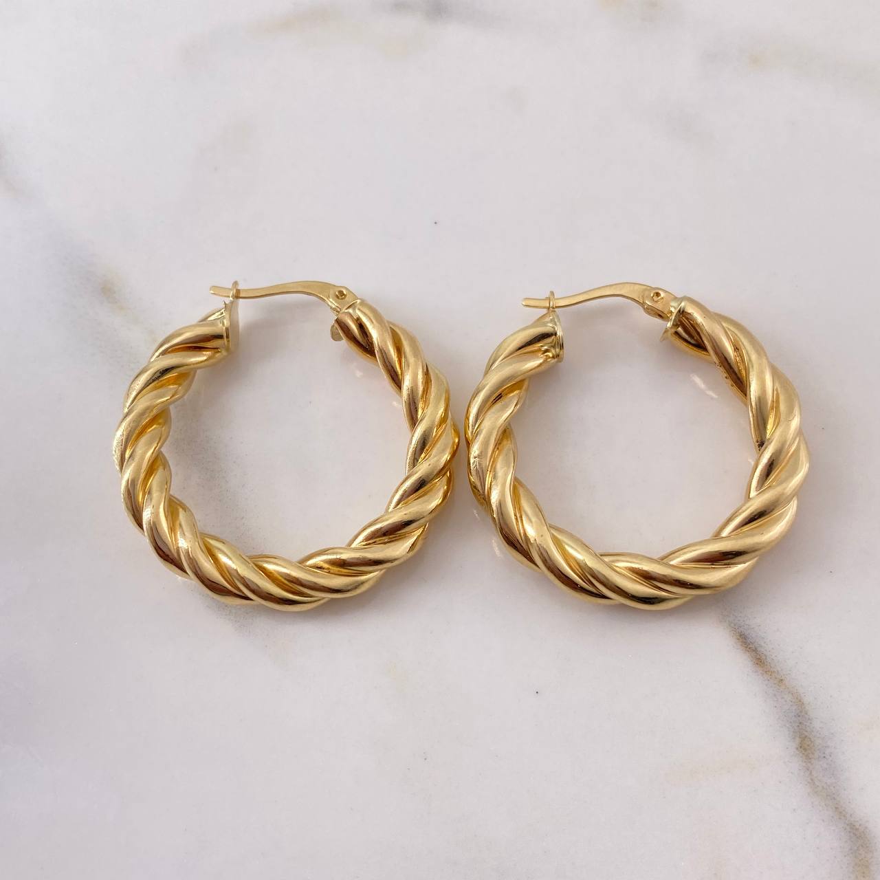 Hoop Earrings Luxe 5.2gr / 3cm / Twisted 18K Yellow Gold $