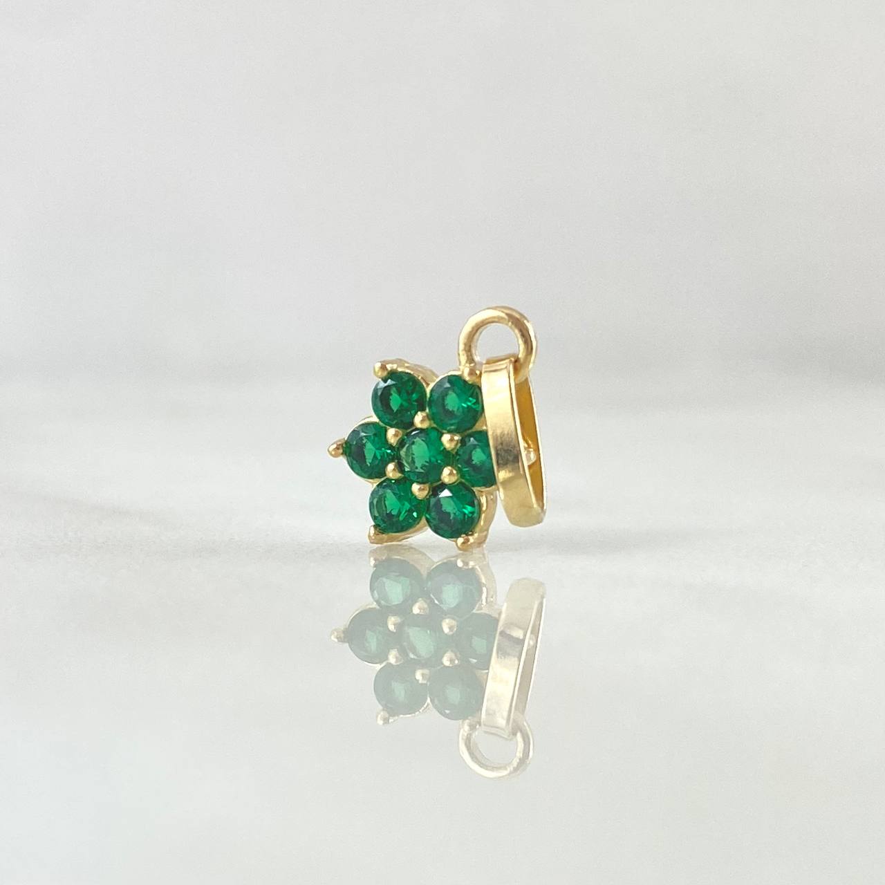 Pendant Flor Nevada 0.85gr / 1.5cm / Green Zircons 18K Yellow Gold ©