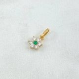 Dije Flor Nevada 0.85gr / 1.5cm / Circones Blancos Verdes Oro Amarillo 18K ©
