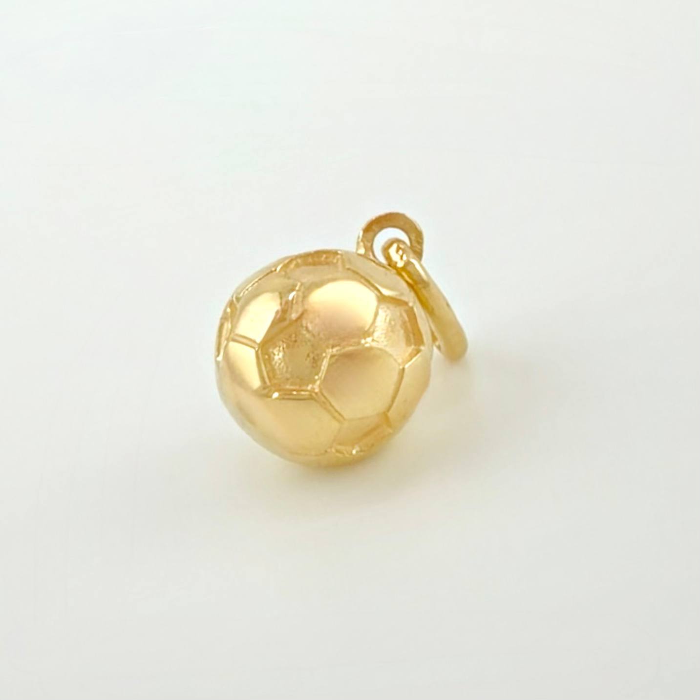 Dije Futbol Balon 1.8gr / 1/2 in / Oro Amarillo 18K