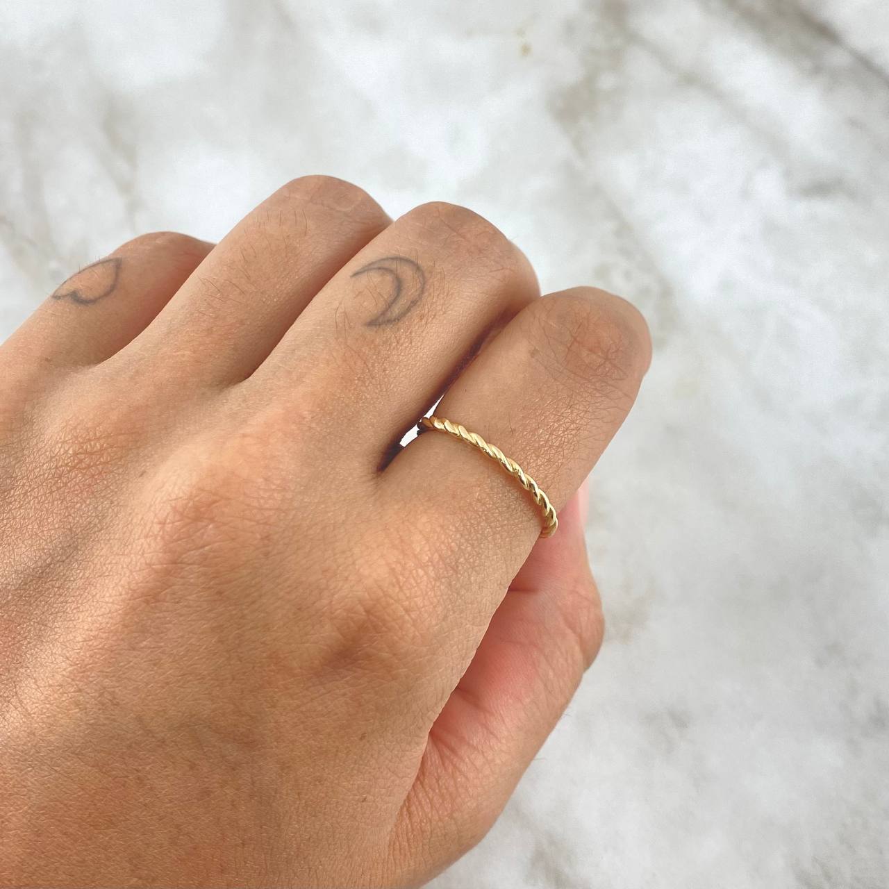 Anillo Espiral 1.25gr / T7 3/4 / Oro 18K ©