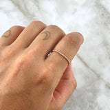Anillo Mitad Esferas 1.2gr / T7 3/4 / Liso Oro Amarillo 18K