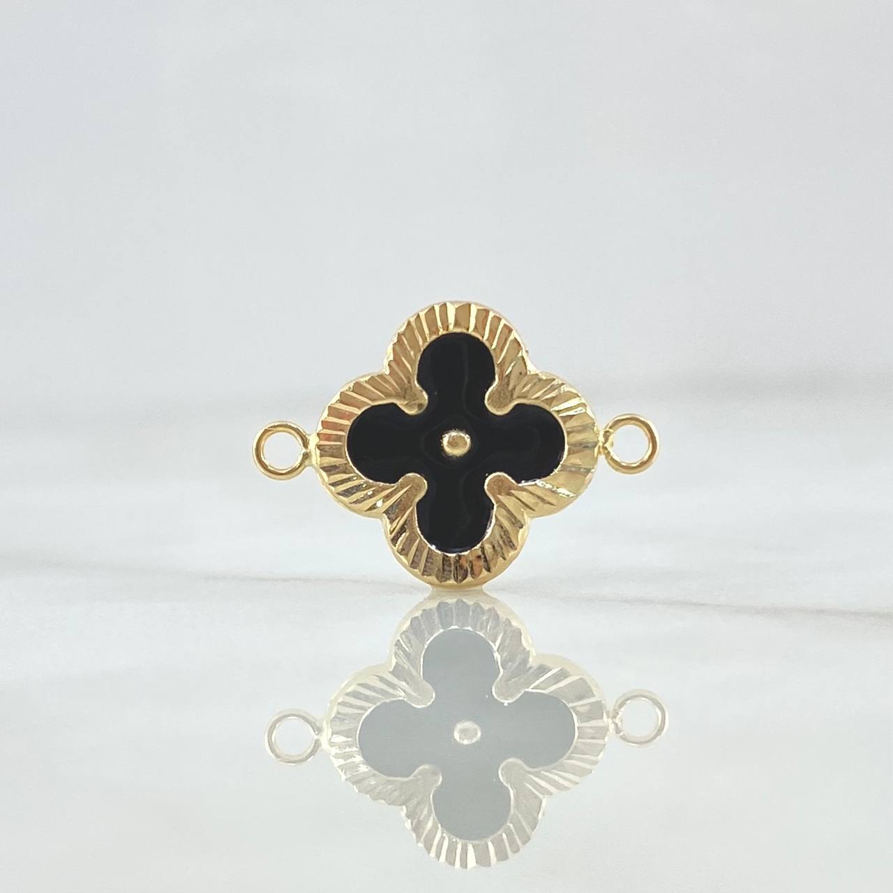 Herraje Trebol VCyA 0.95gr / 2cm / Diamantado Resina Negra Oro Amarillo 18K ©