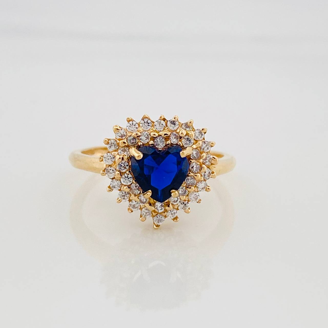 Anillo Halo Corazón 3.1g / T6 1/4 Oro Amarillo 18K
