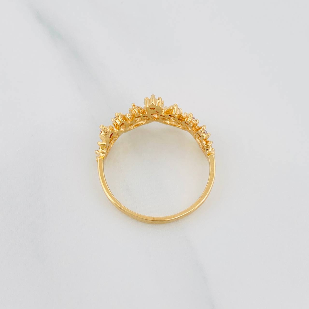 Anillo Tiara 2.05g / T5 3/4 Oro Amarillo 18K