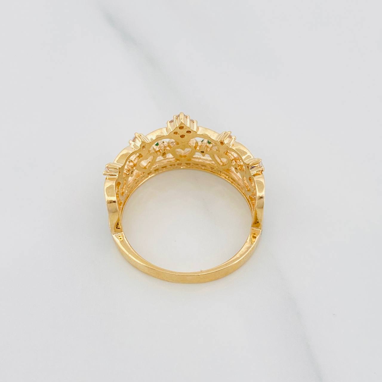 Anillo Tiara Corazones 3.4g / T6 Dos Oros Amarillo Blanco 18K