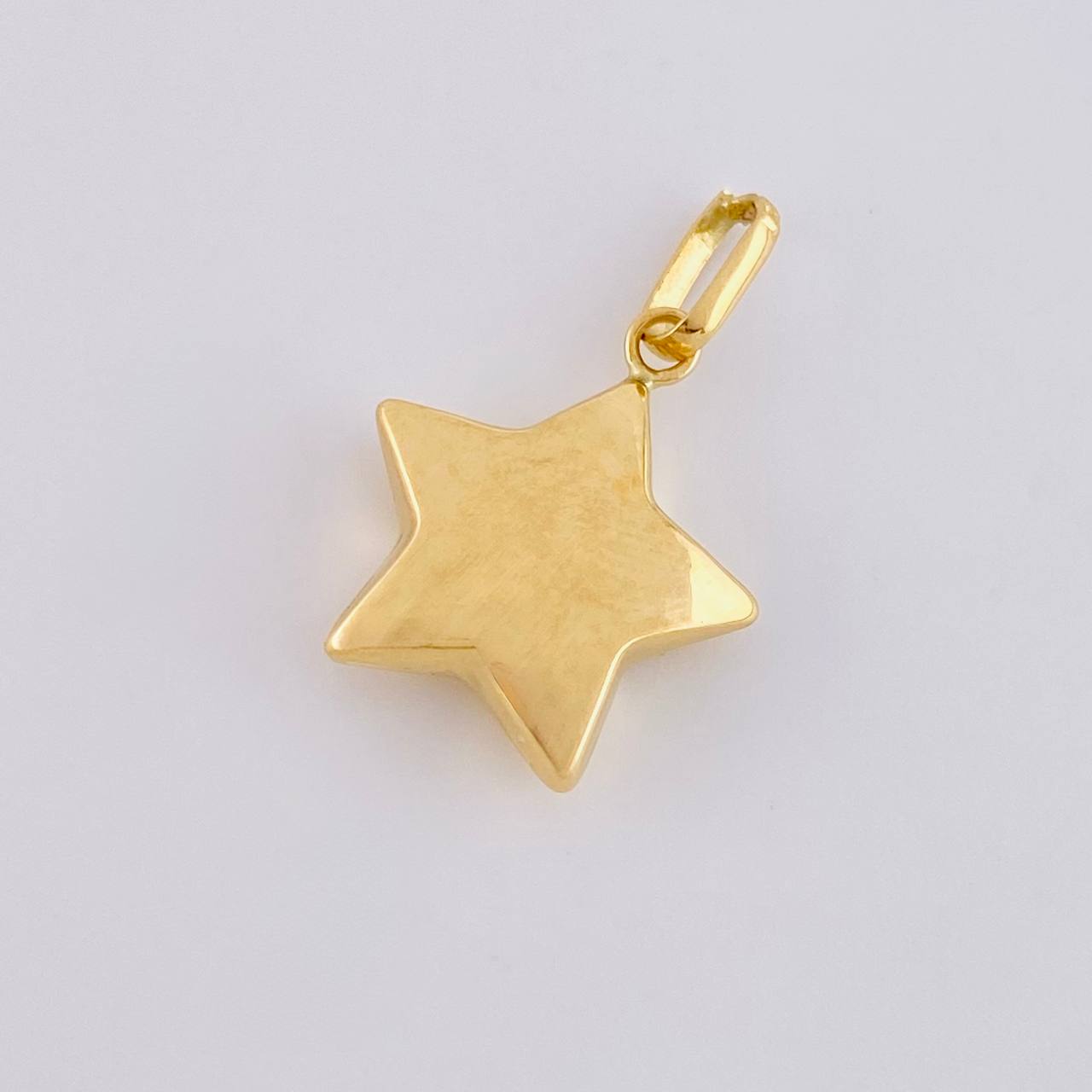 Pendant Star 0.8g / 3/4 in Yellow Gold 18K