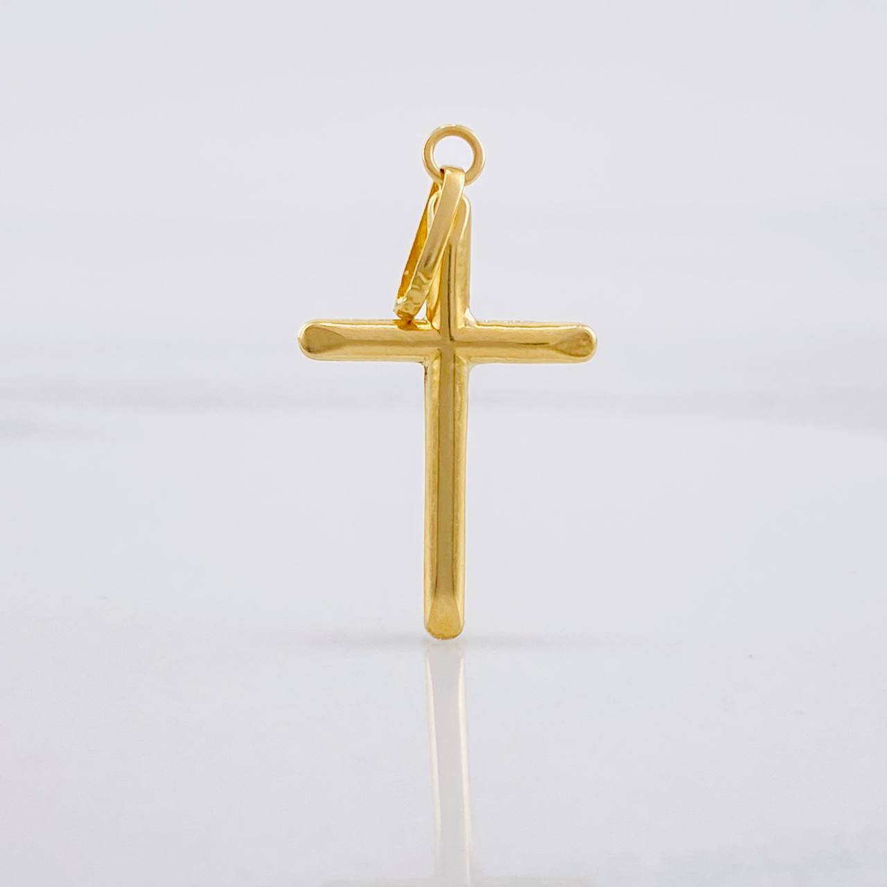 Pendant Flat-Tipped Cross 0.7g / 1 1/2 in 18K Yellow Gold