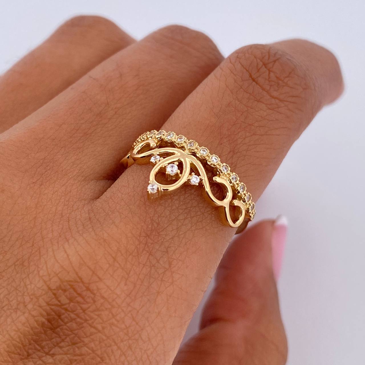 Crown Ring 2.35gr / T6 3/4 / White Zircons 18K Yellow Gold &