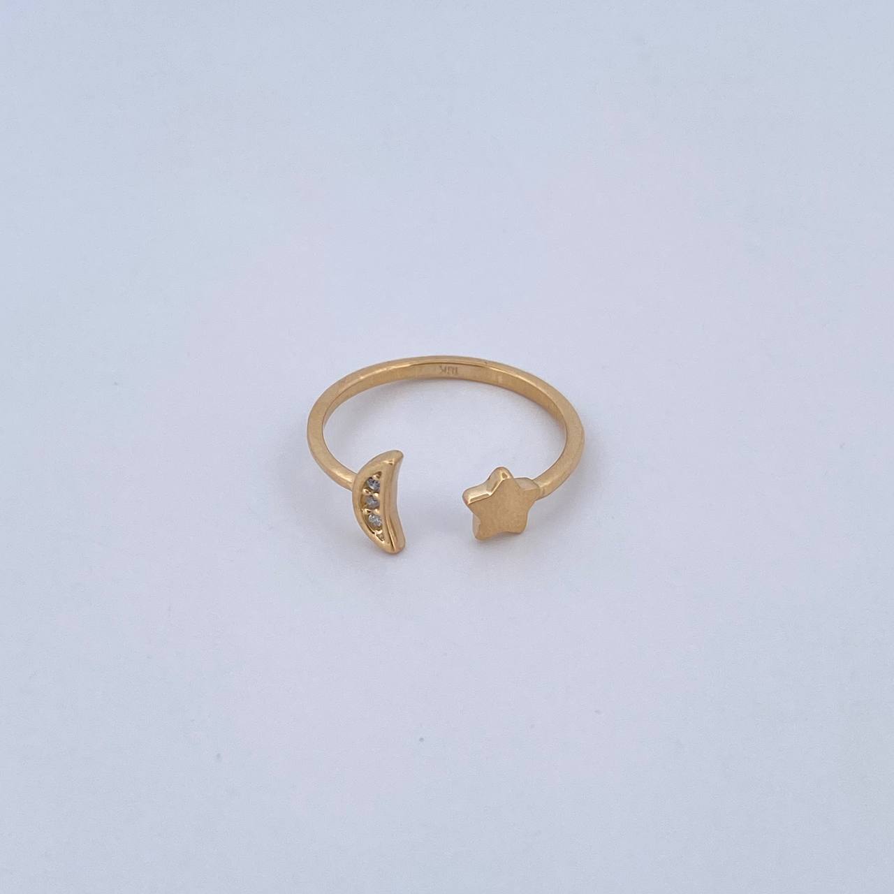 Star Moon Hug Ring 1.55gr / Size 5 1/2 / White Zircons 18K Yellow Gold &