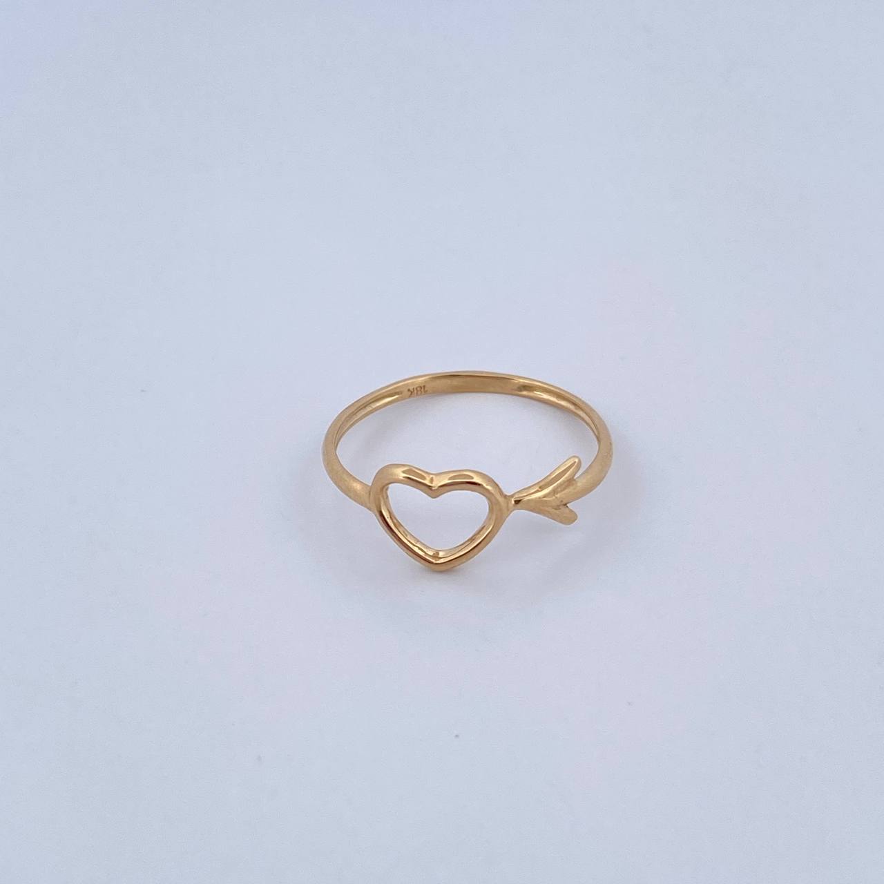 Heart Silhouette Ring 1.25gr / Size 6 1/4 / Smooth 18K Yellow Gold &