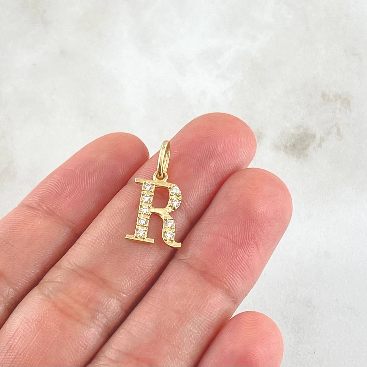 Pendant Letter R Silhouette 0.95gr / 2cm / 18K Gold