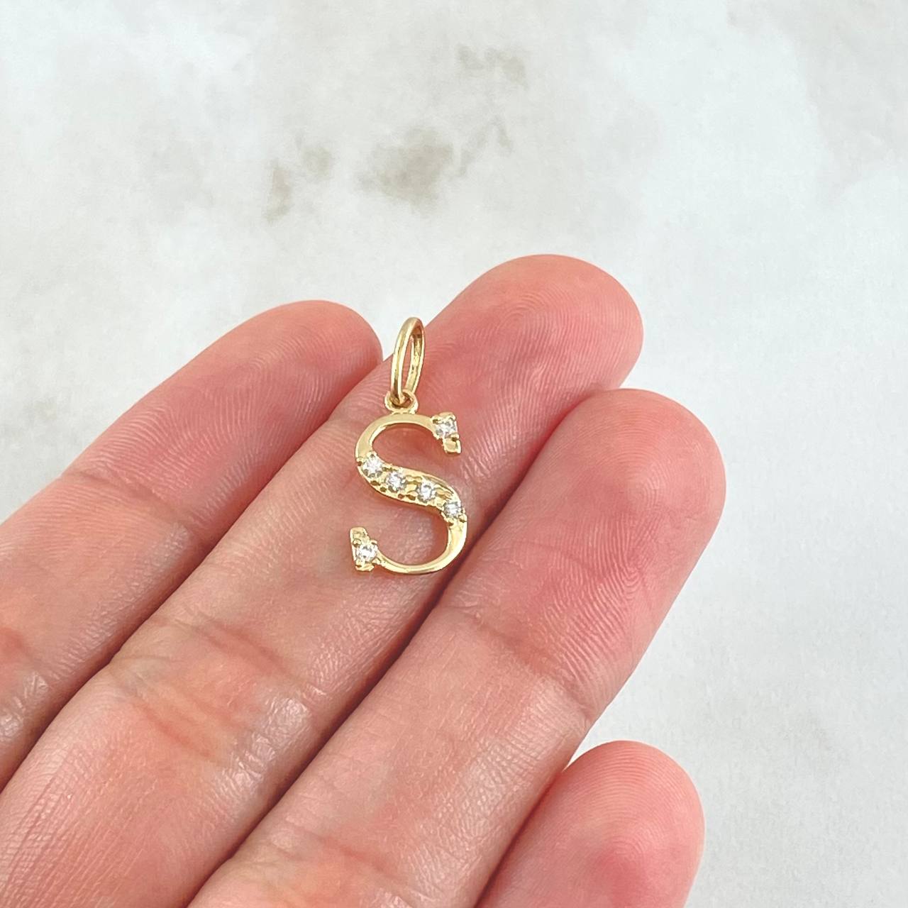 Pendant Letter S Silhouette 0.7gr / 2cm / 18K Gold