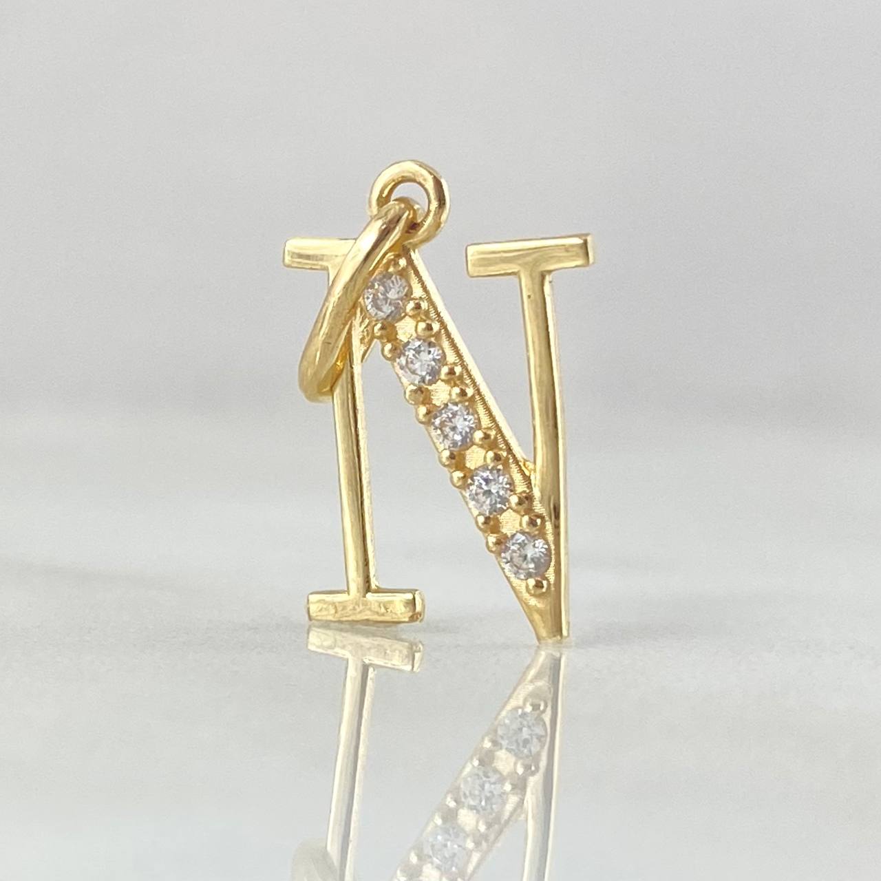 Pendant Letter N Silhouette 0.8gr / 2cm / 18K Gold