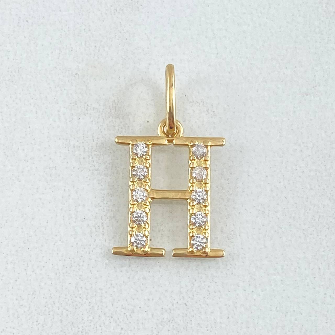 Dije Letra H Silueta 0.9gr / 2cm / Oro 18K