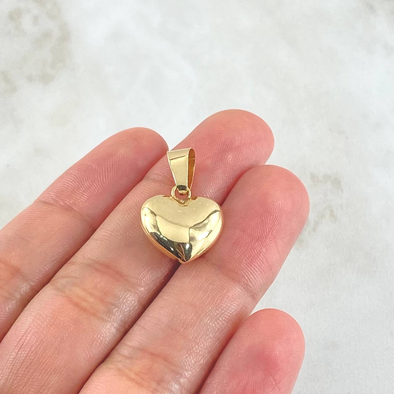Pendant 1.1gr / 2.3cm / 18K Gold ©