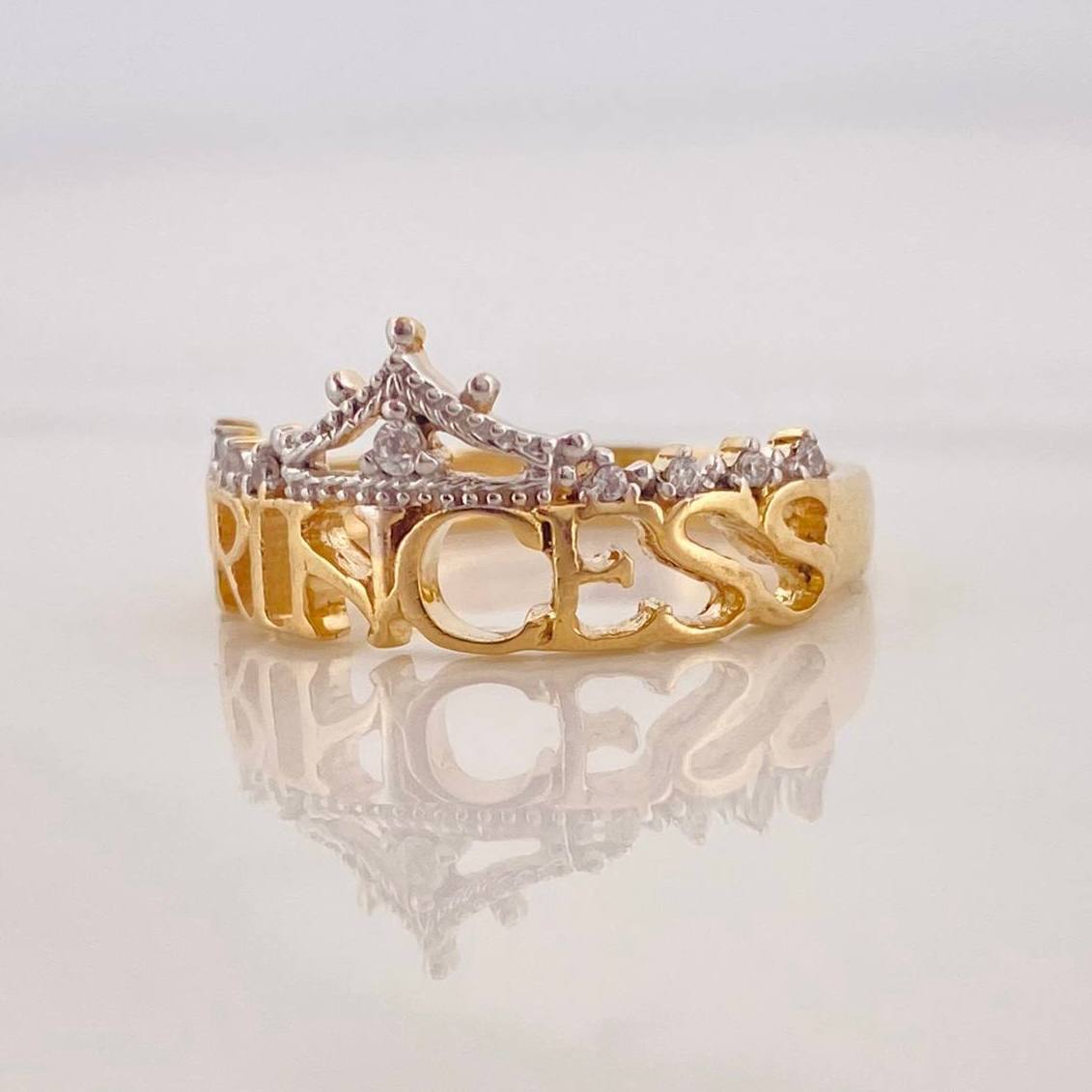 Anillo Corona Princess 2.95g / T6 1/2 Dos Oros Amarillo Blanco 18K