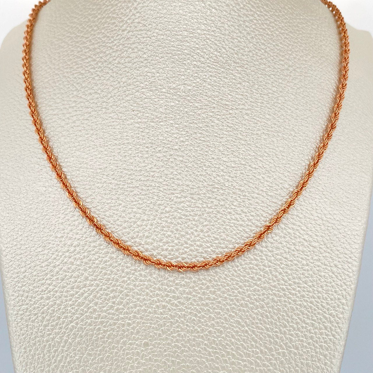 Cadena Lazo 4.9gr / 23 1/2 in / Oro Rosa +3 18K &