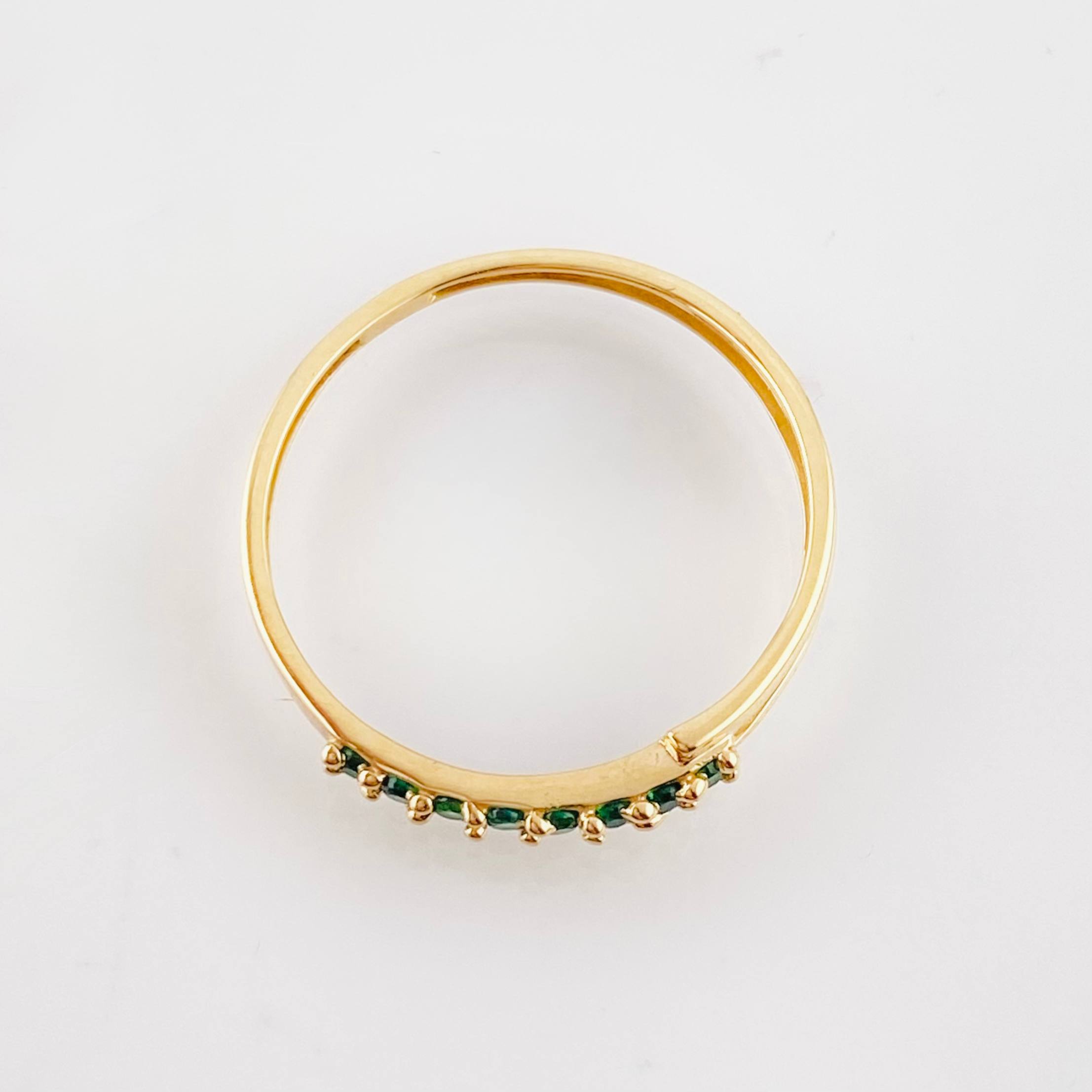 Anillo Carril Hueco 1.1gr / T8 / Oro Amarillo 18K ©