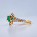 Fortune Emerald Ring 3.7gr / Size 6 3/4 / Two-tone Yellow White 18K &