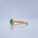 Halo Emerald Circle Ring 2.5gr / Size 6 3/4 18K Gold +0$