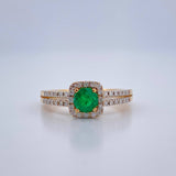 Square Halo Emerald Ring 3.3gr / Size 7 / Two Tone Yellow White 18K Gold &