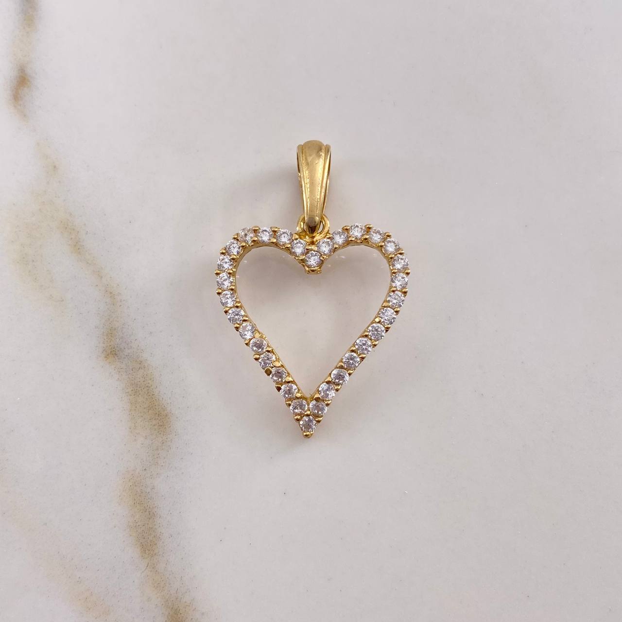 Pendant Heart 2.1gr / 3cm / White Zirconia 18K Yellow Gold $