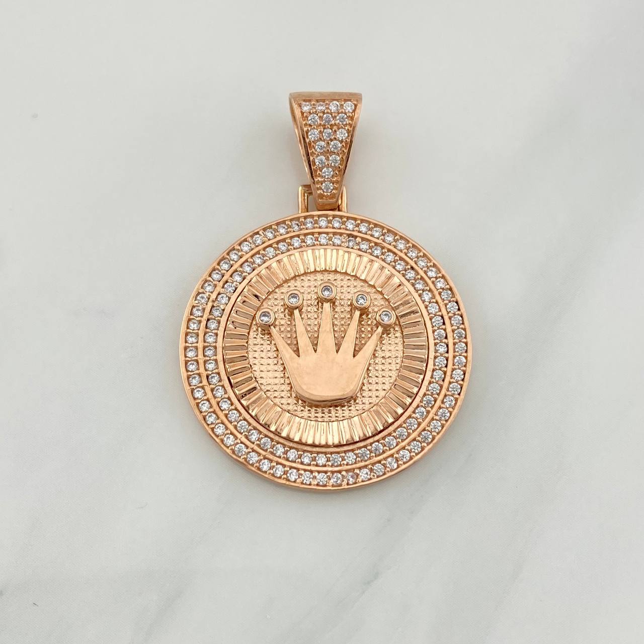 Dije Corona 7.15g / 1 1/2 in Oro Rosa 18K