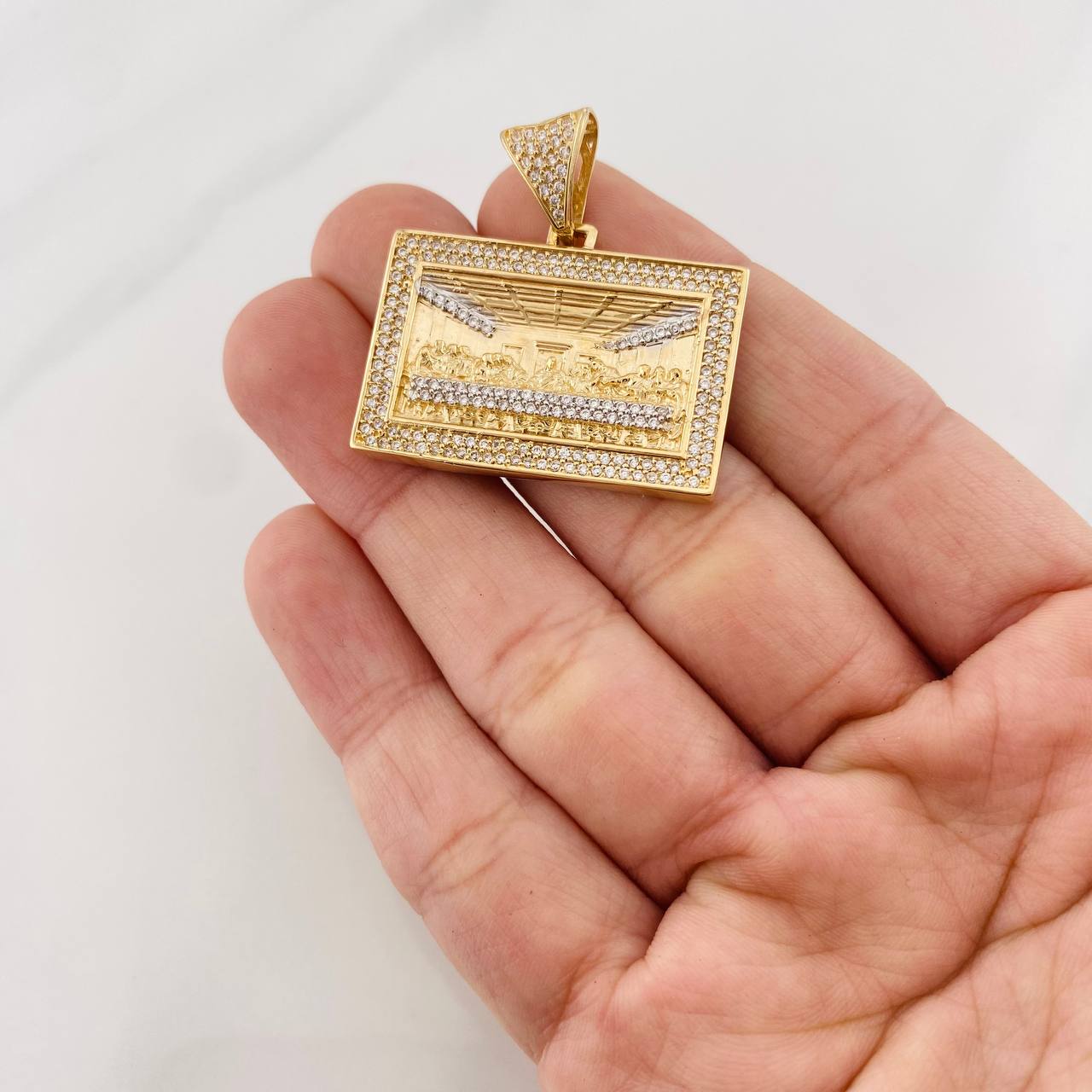 Dije La Última Cena 10.25g / 1 1/4 in Dos Oros Amarillo Blanco 18K