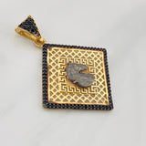 Dije Caballo 4.95g / 1 1/2 in Dos Oros Negro Amarillo 18K