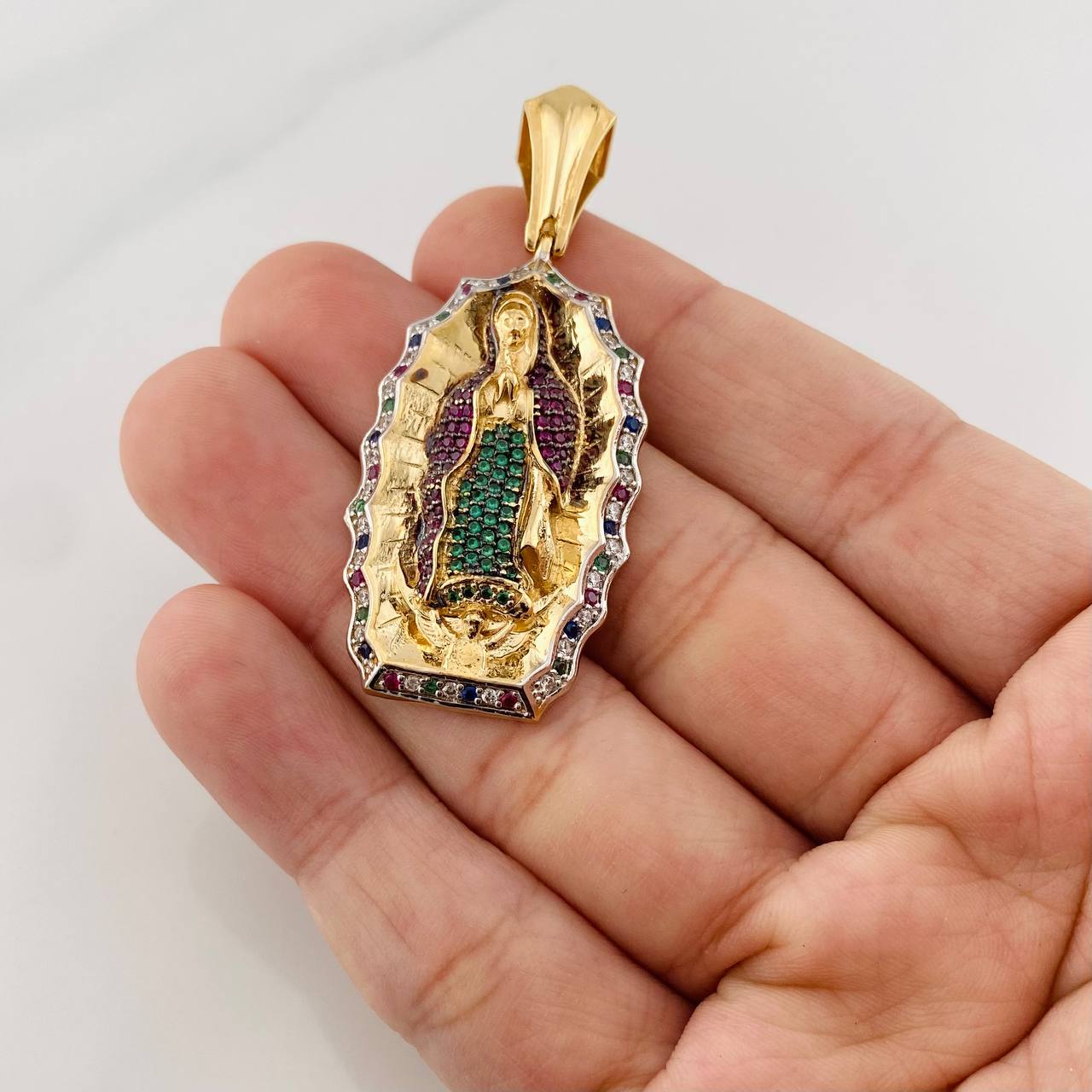Dije Virgen de Guadalupe 15.65g / 2 in Tres Oros 18K