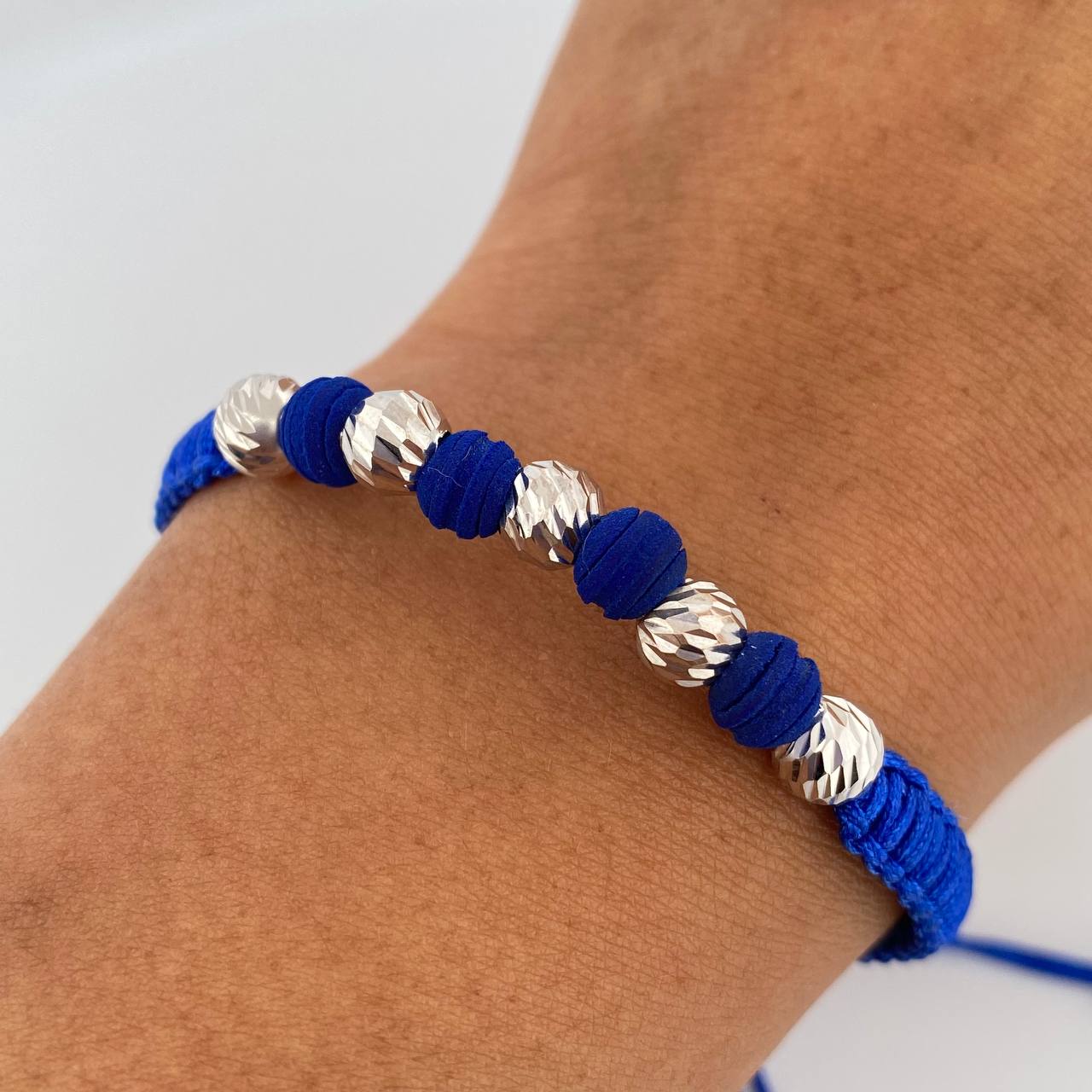 Blue Bracelet Beads 1.1gr / 18K Gold &