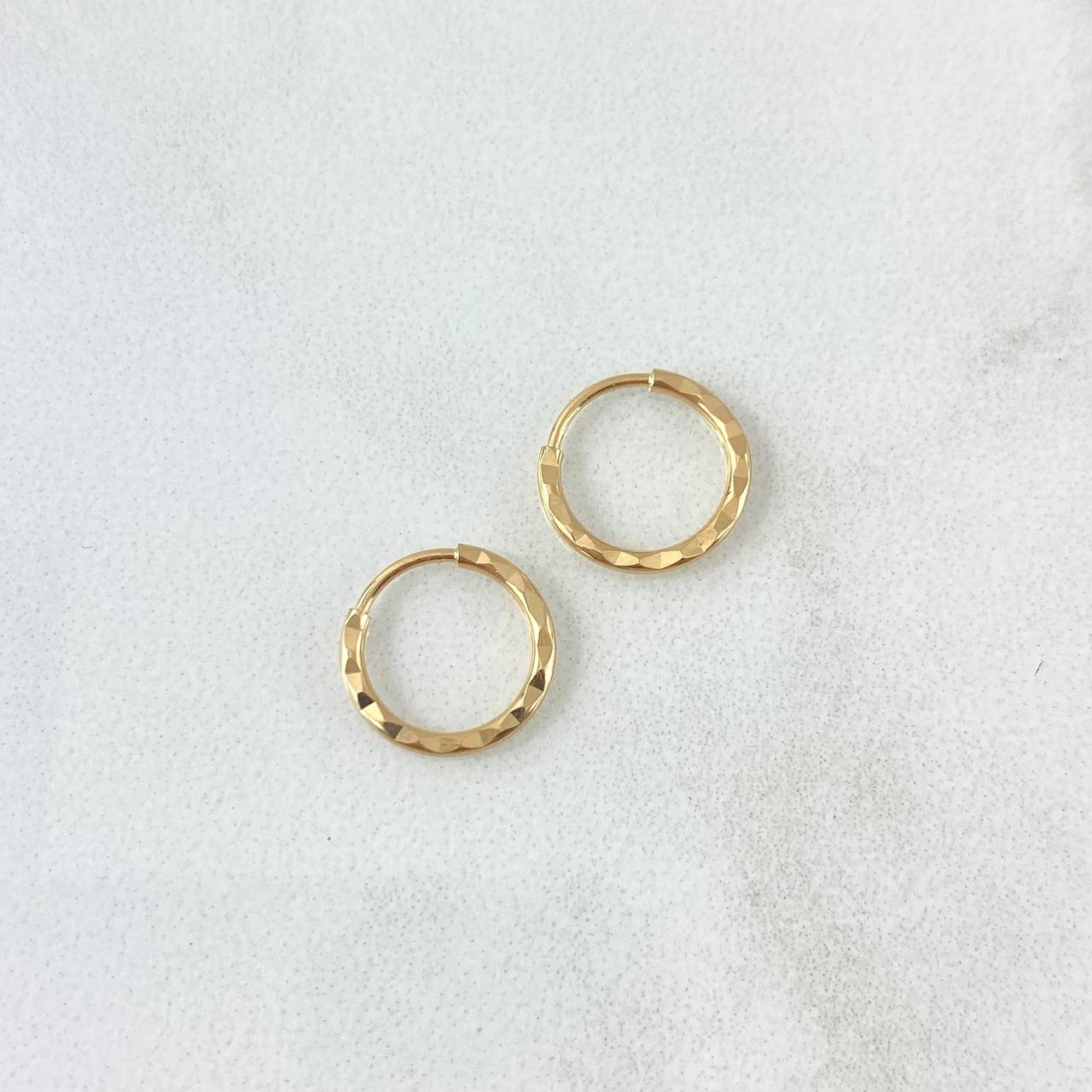Hoop Earrings Striped Hoop 0.45gr / 0.4in / 18K Gold Yellow!