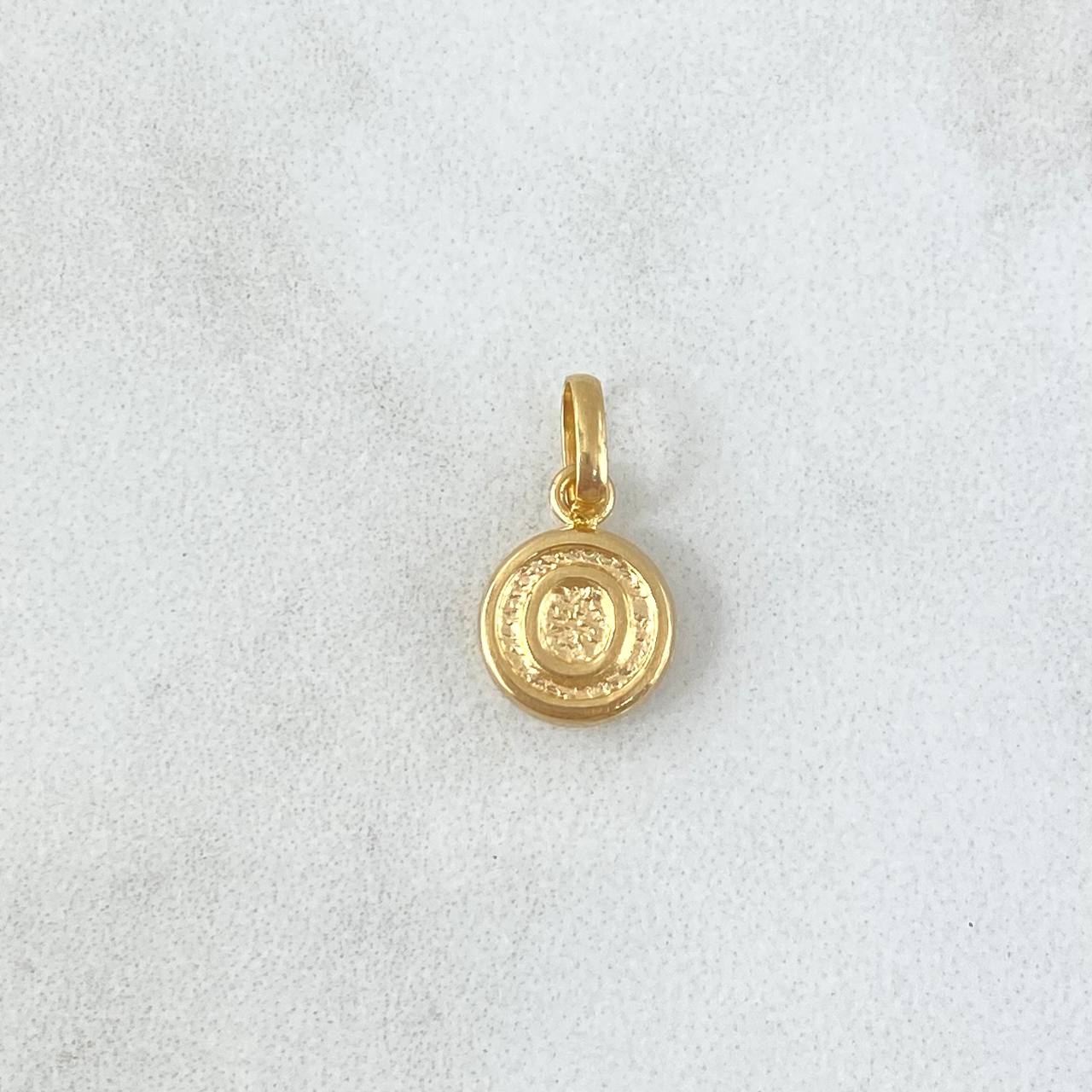Pendant Letter O 0.4gr / 1.5cm / Textured Circle - Smooth Yellow Gold 18K Charger
