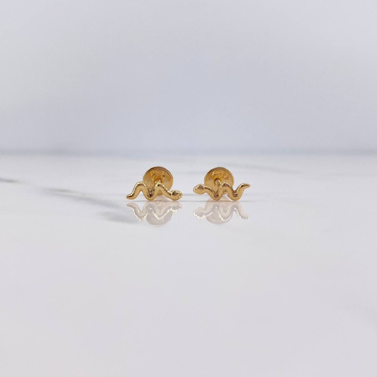 Stud Earrings Snake 0.5gr / Smooth 18K Yellow Gold $