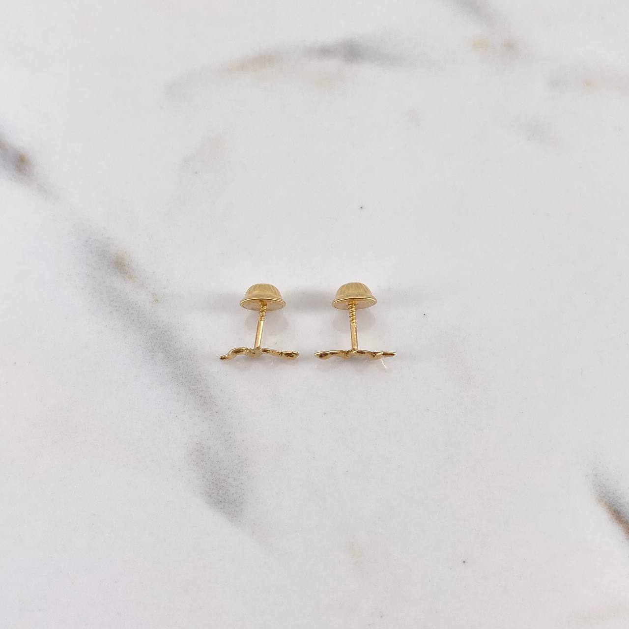 Stud Earrings Snake 0.5gr / Smooth 18K Yellow Gold $