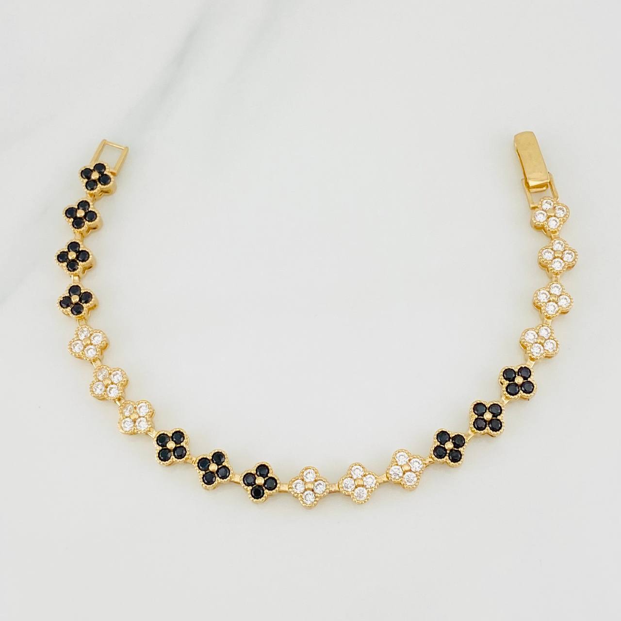 Pulso Flores 10.2g / 5 1/2 in / 6mm Oro Amarillo 18K