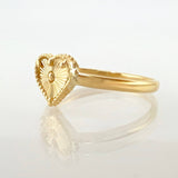 Diamond Cut Heart Ring 1.05gr / T7 1/4 / 18K Yellow Gold