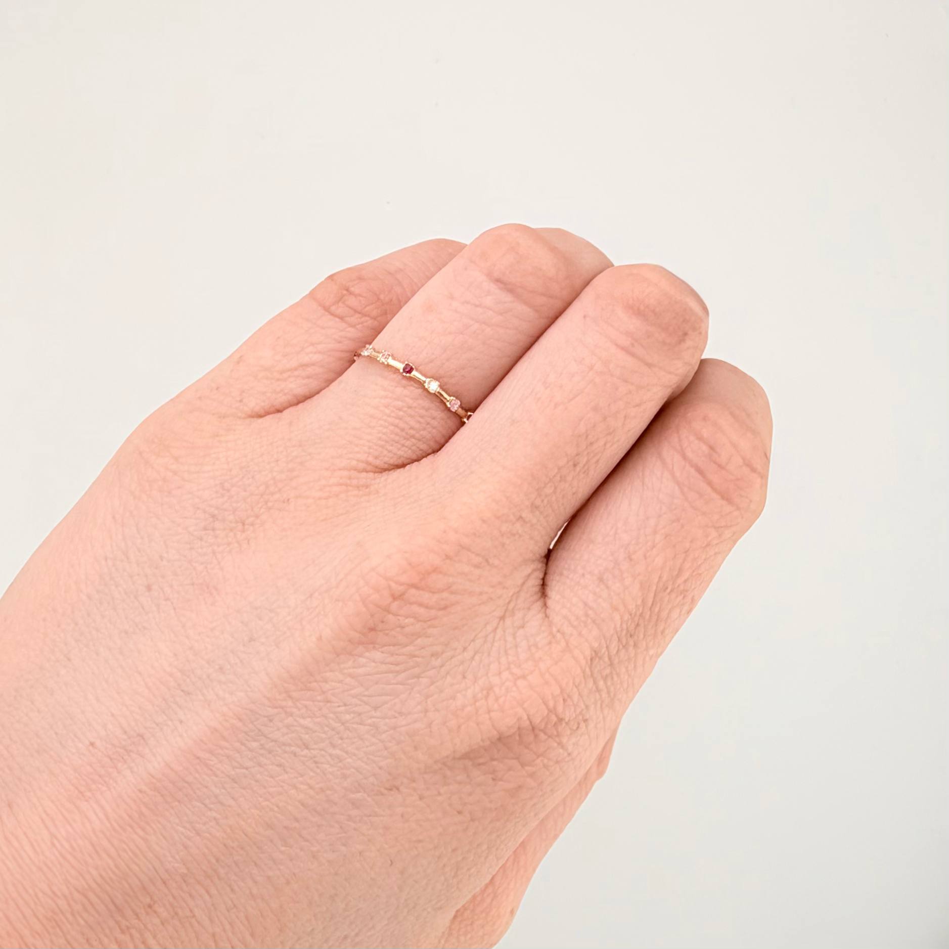 Anillo Centella Alternada 0.8gr / T7 1/2 / Oro Amarillo 18K ©