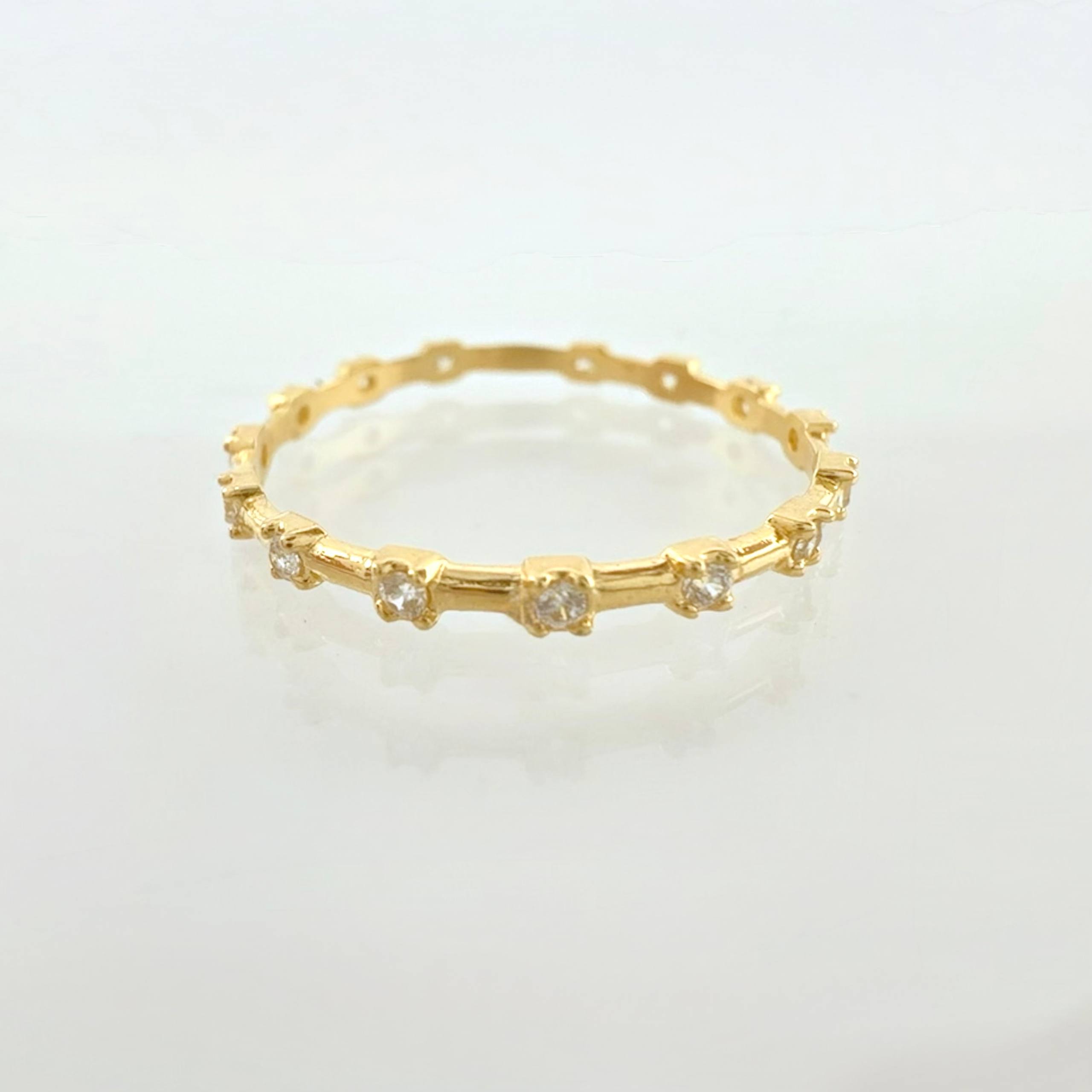 Anillo Centella Alternada 0.85gr / T7 / Oro Amarillo 18K ©