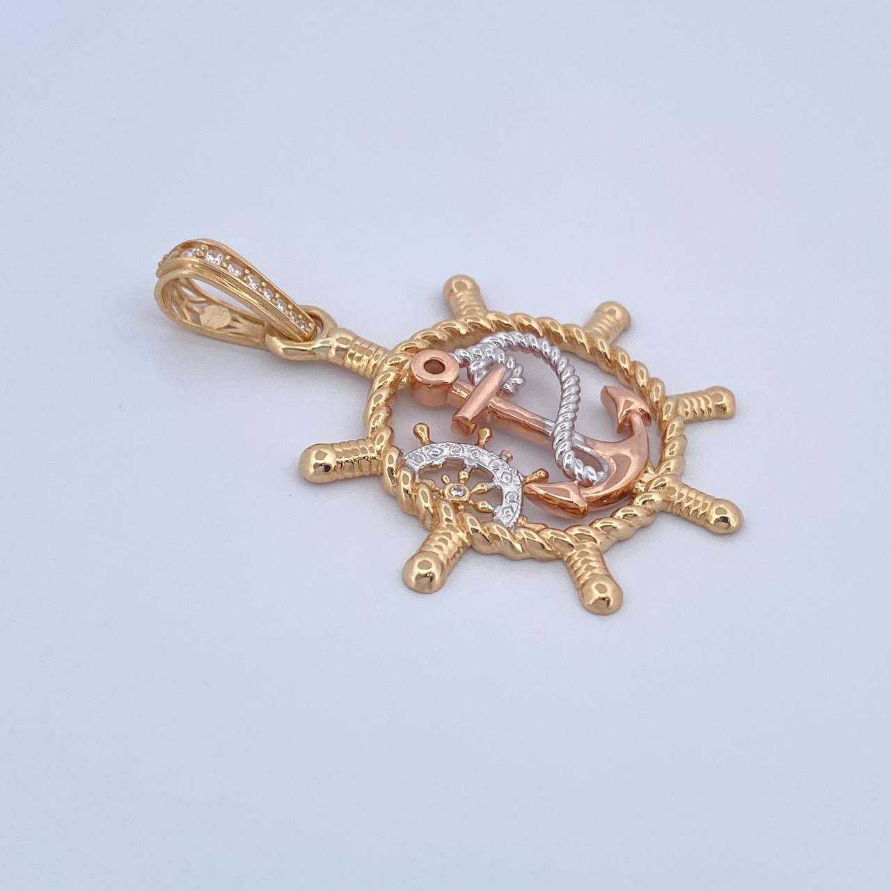 Dije Timon Ancla 6gr / 4.3cm / Circones Blancos Tres Oros 18K &